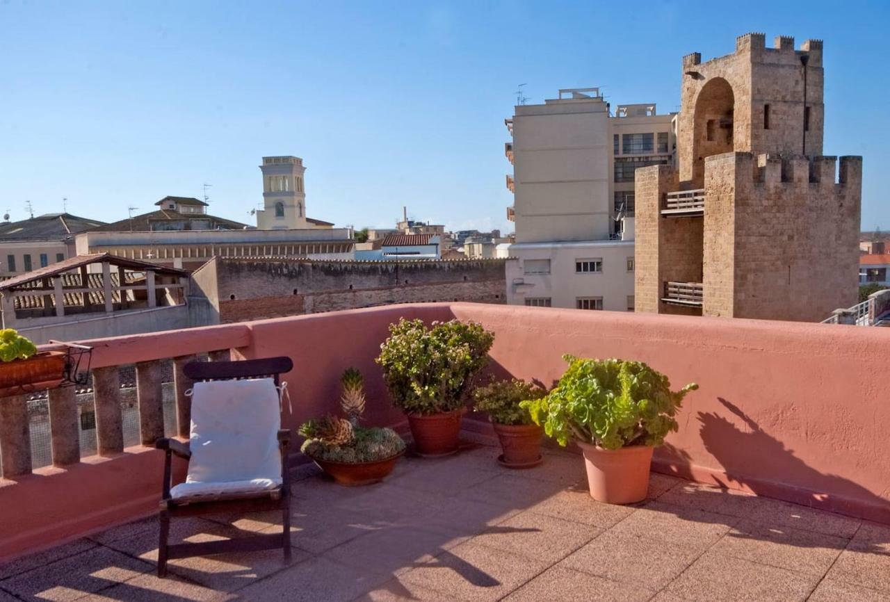 オリスターノAttico In Centro Con Vista Della Torre - Cozy Penthouse Facing To The Towerアパートメント エクステリア 写真