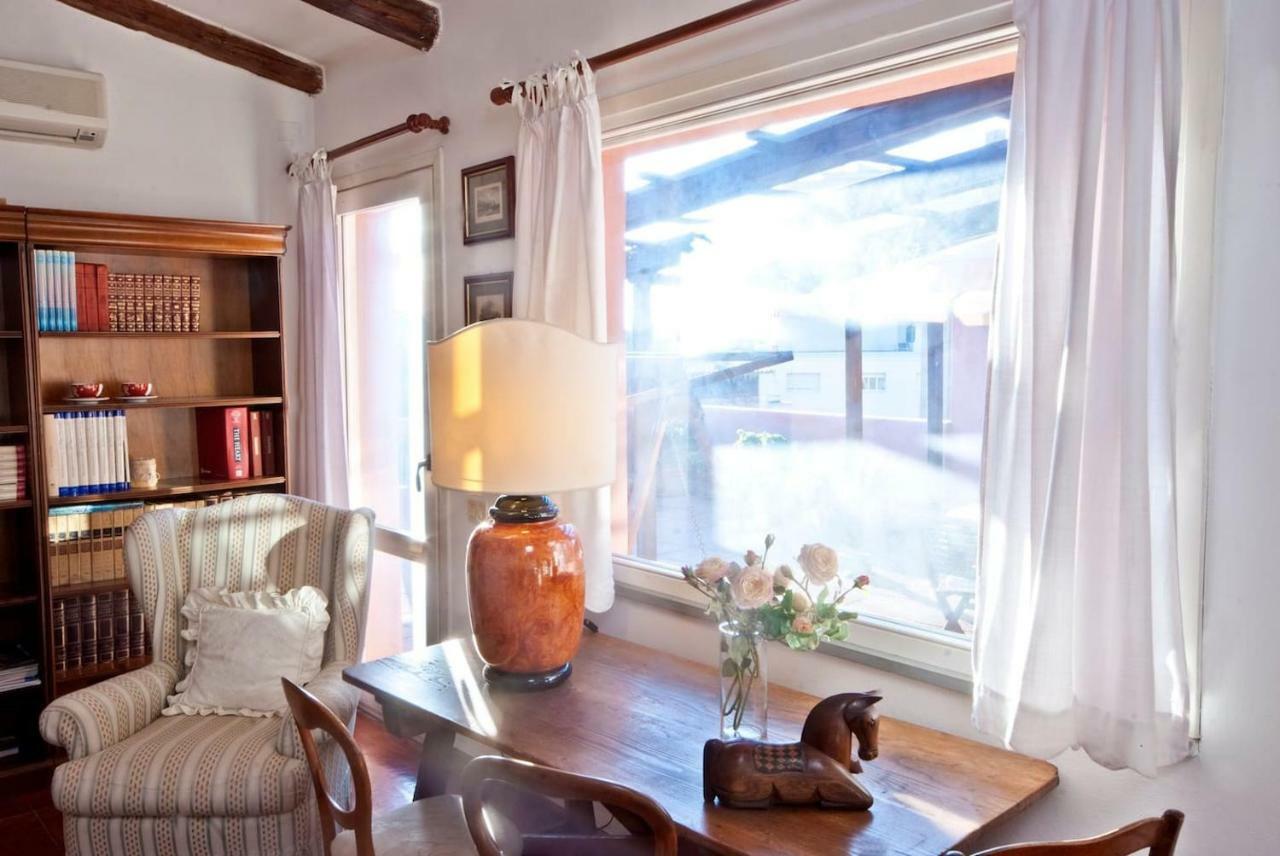 オリスターノAttico In Centro Con Vista Della Torre - Cozy Penthouse Facing To The Towerアパートメント エクステリア 写真