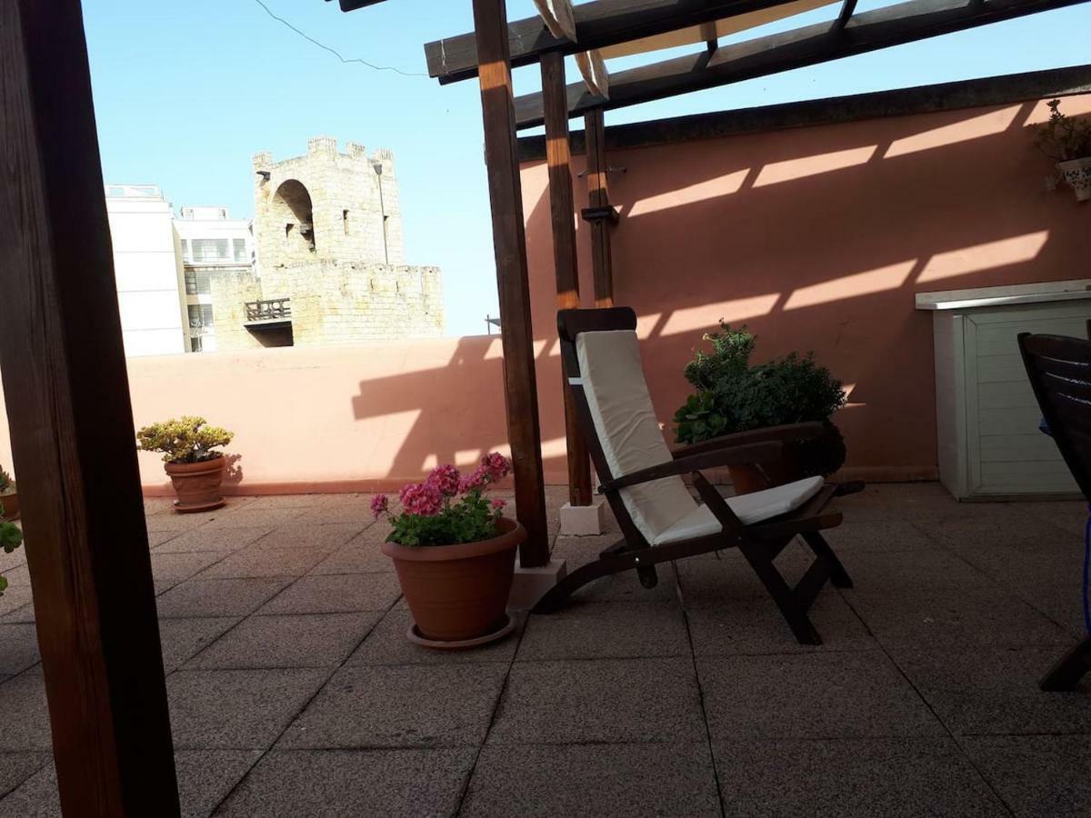 オリスターノAttico In Centro Con Vista Della Torre - Cozy Penthouse Facing To The Towerアパートメント エクステリア 写真